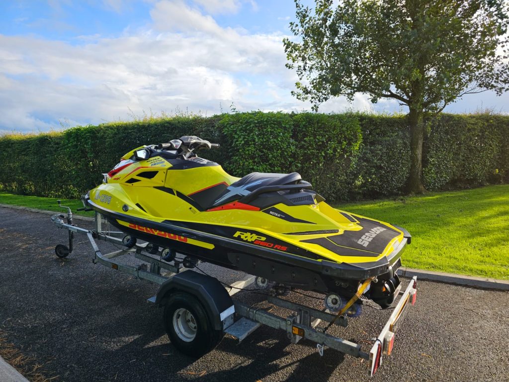 2015 Seadoo Rxp 260 RS, Great Example, Only 14 Hours on New Engine